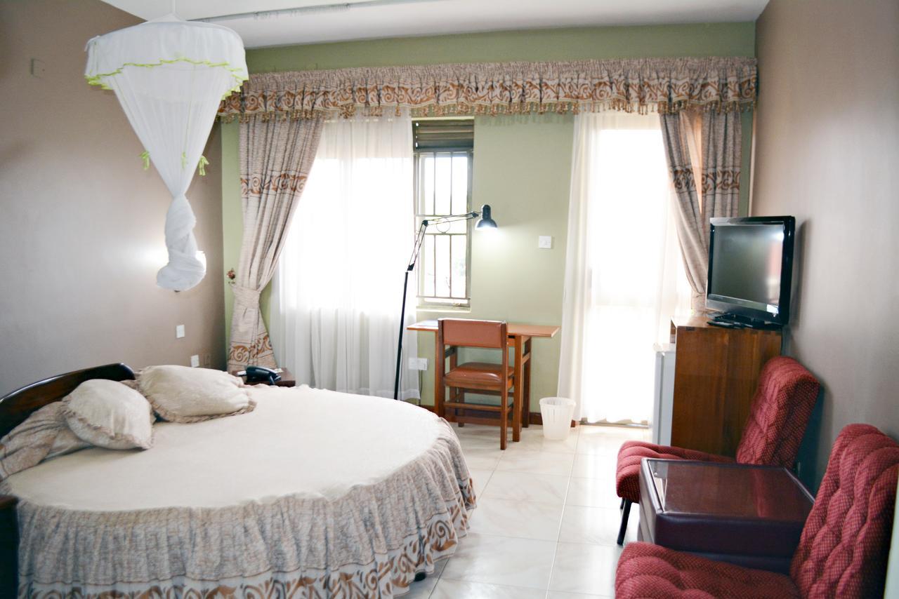 Ridar Hotel Seeta Extérieur photo