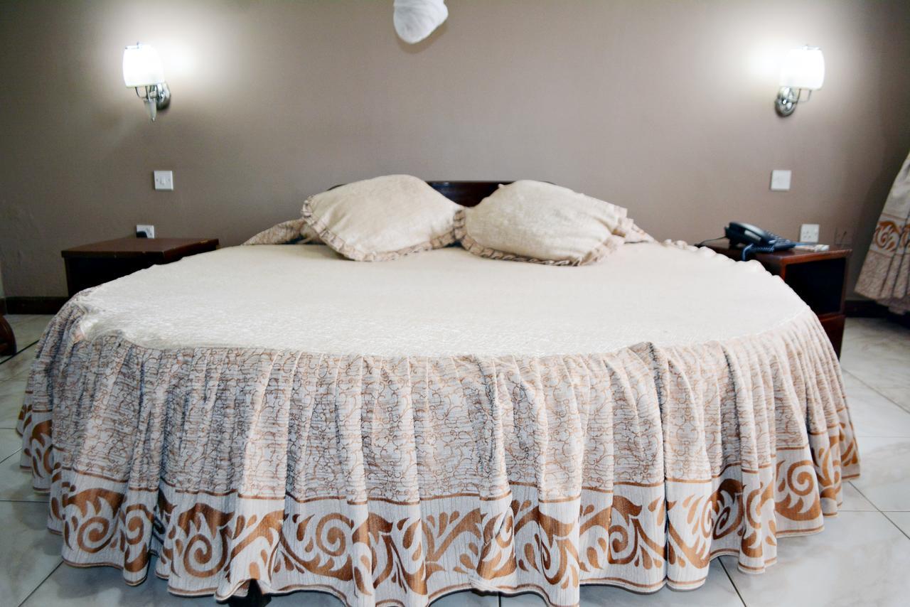 Ridar Hotel Seeta Extérieur photo