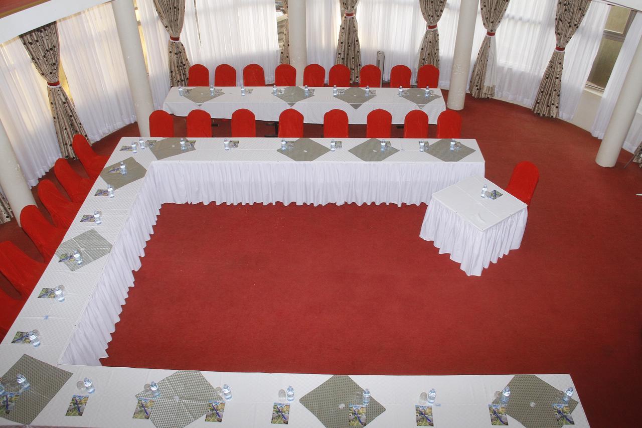 Ridar Hotel Seeta Extérieur photo
