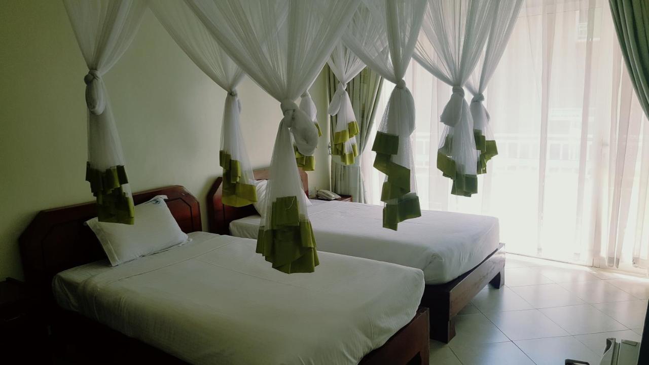 Ridar Hotel Seeta Extérieur photo